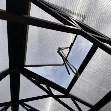 Automatický ventilačný systém Megavent – termomechanické ovládanie bez elektriny, kompatibilný s ROA EHLB
